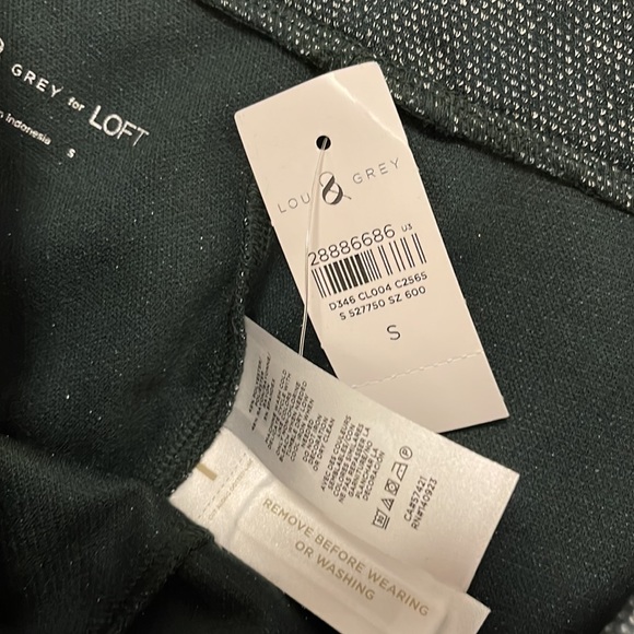 NWT Lou & Grey leggings size small - Picture 9 of 10